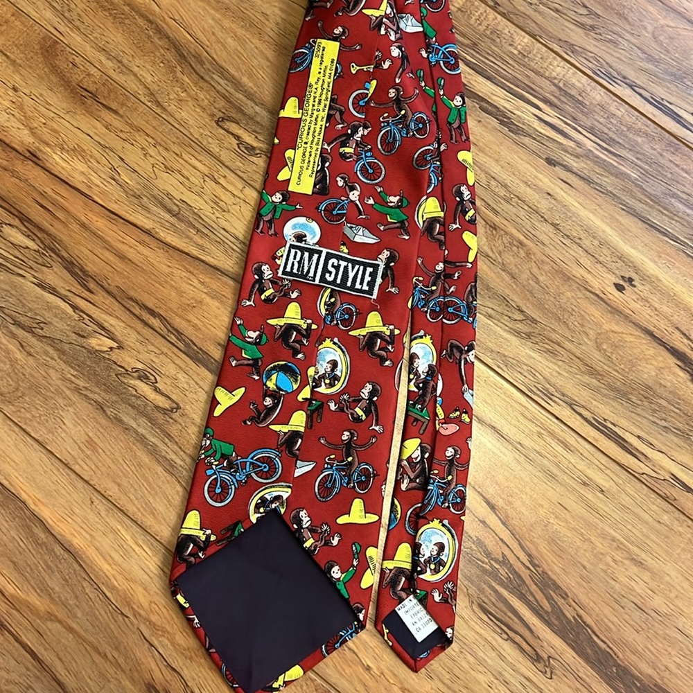 VTG Character Tie Lot 8 Ties Beatles, Disney, Warner Bros, Mad Dogs, etc - Picture 2 of 14